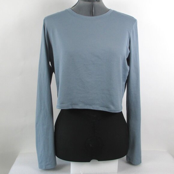 ALO CROP FINESSE LONG SLEEVE TOP - Picture 14 of 14